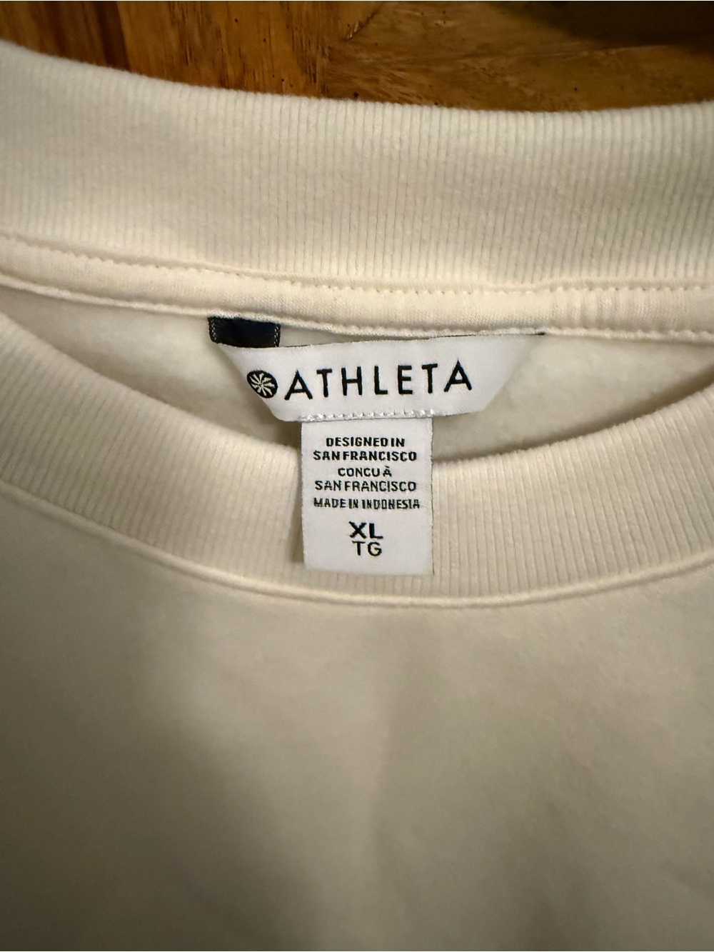 Athleta Easy Fleece Crew Sweatshirt, XL, Magnolia White (Cream), NWT - Picture 4 of 6